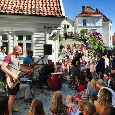 Vakantiehuis Dinbnb Homes I 200m To Bryggen I Make Memories With Friends And Family! Bergen