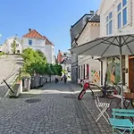 Dinbnb Homes I 200m To Bryggen I Make Memories With Friends And Family! * ברגן